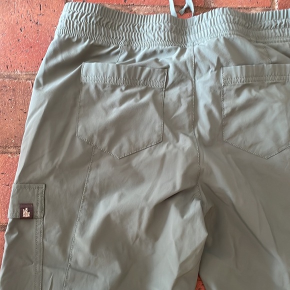 The North Face Women's Green Pants - Picture 5 of 6